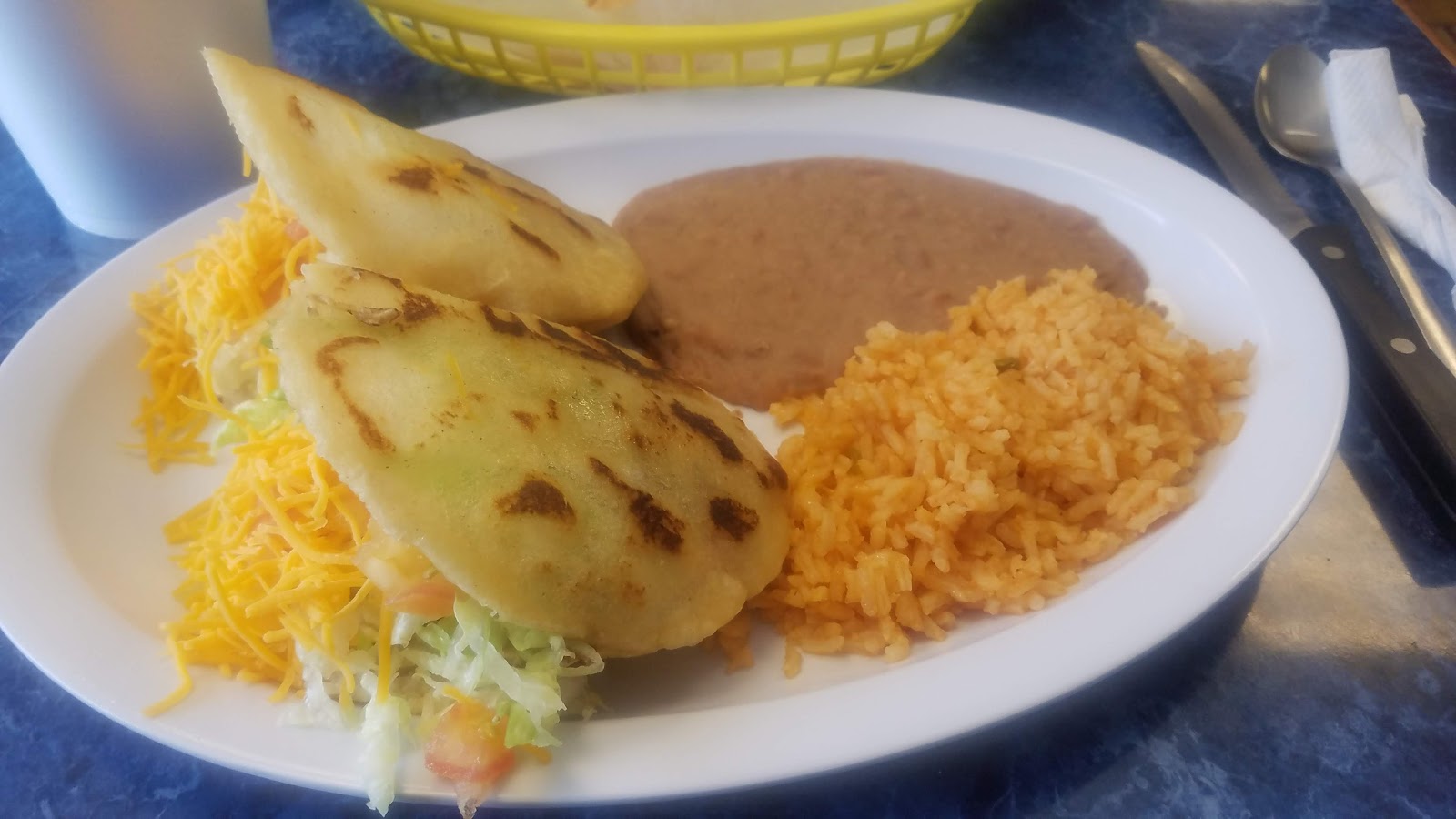 Fresh handmade tortillas at La Morenita